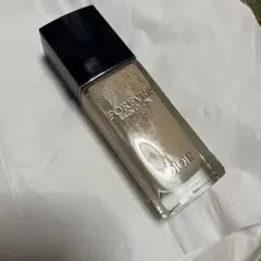 Dior Forever Skin Glow リキッドファンデーション
