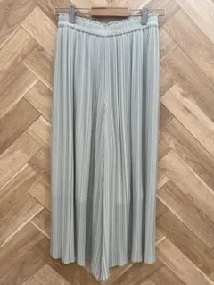 美品＊UNIQLO ユニクロ　ウエストギャザー　シフォンプリーツスカートパンツ