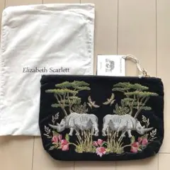 Elizabeth Scarlett ボルドー刺繍ポーチ　エブリデイポーチ Elizabeth Scarlett 刺繍ポーチ ネイビー エブリデイポーチ - メルカリ
