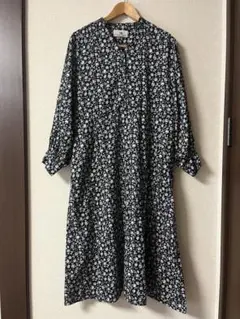 美品♫サニークラウズmp 花柄ワンピース