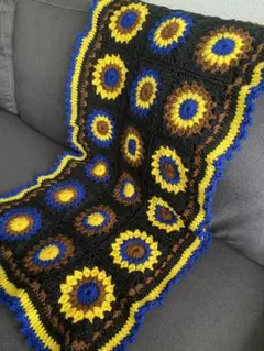 ハンドメイド★グラニースクエア柄ひざ掛け