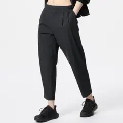 完売 UNIQLO ユニクロ ウルトラストレッチテーパードパンツ ブラック M