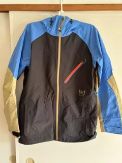 BURTON ［ａK］　スノーボードウェア上下セット（ジャケット・パンツ）