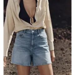 ZARA 今期　デニムショートパンツ　Sサイズ　36