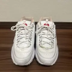 FILA ホワイト ハートロゴ スニーカー