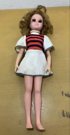 Item thumbnail for item e8c3a226-3ce5-4836-bd61-5c230143b3f9