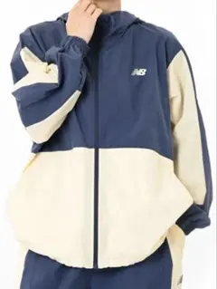 【新品未使用タグ付き】ニューバランス　ナイロンパーカー　L