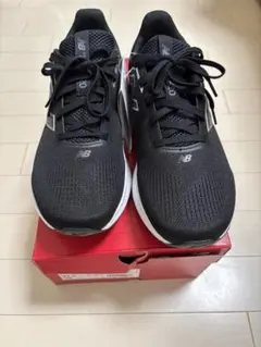 ニューバランス　フレッシュフォーム　ランニング