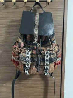 Desigual デシグアル　多彩模様 リュックのサムネイル