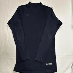 DESCENTE ネイビー 動きやすい長袖アンダーシャツ　野球