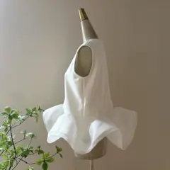 即購入可能です☆オーガンジーペプラムBLトップス　黒　ホワイト　シフォン　フリル