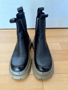 ブラックレザーサイドゴアブーツ厚底