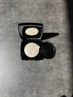 CHANEL カメリア フトゥーラ パウダーチーク - メルカリ