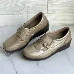 Item thumbnail for item 4044ea6e-8b81-4d63-84e7-002ac8857f8a