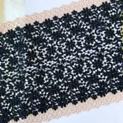 両山小花刺繍ケミカルレース　1m　N-155