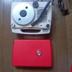 昭和レトロ　ナショナル　レコードプレーヤー 赤白 ナショナル ポータブル レコードプレーヤー SG－323N（赤