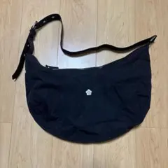 ワンポイント刺繍 ナイロン ショルダーバッグ 限定展開 マリークワント