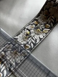 Item thumbnail for item c9058ceb-6cf3-4309-9220-1c09d00d5ac0