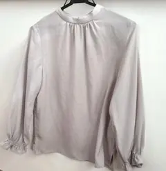 ⭐️美品⭐️any SIS薄いグレーの長袖ブラウス