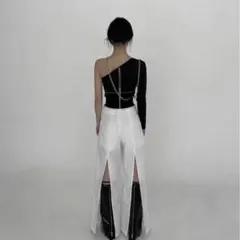【レア】【人気】melt the lady チェーンストレートワイドパンツのサムネイル