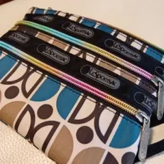 LeSportsac 幾何学模様ポーチ