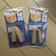 新品未使用☆deramedトゥチューブ足の保護用ミネラルオイルチューブ S、M