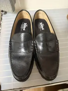 Kenford エンボス加工 ブラックローファー 27½