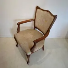 ☆猫足ダイニングチェアー１脚⭐️引き取り可能な方限定 ☆猫足ダイニングチェアー1脚⭐️引き取り可能な方限定