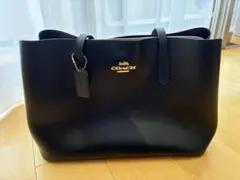 COACH チャック付きトートバッグ