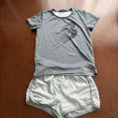 New Balanceランニング Tシャツとショーツ上下セット　レディース　L