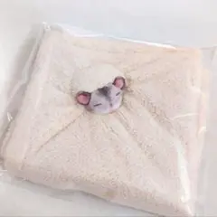 新品☆YOU+MORE! おがくずに埋もれて眠るハムスターのハンカチのサムネイル