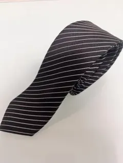 ポール・スミス 黒白ストライプ ネクタイ　美品