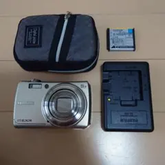 m3502 Fujifilm FinePixF200EXR デジカメ ジャンク品 FUJIFILM (フジフィルム) コンパクトデジタルカメラ F200EXR FINEPIX