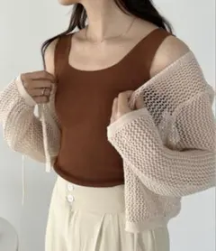 スクエアネック ニット