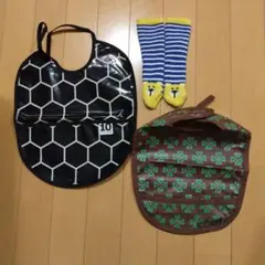 【未使用】北欧土産　お食事エプロン 2点＋くつした