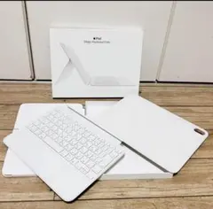 iPad Magic Keyboard Folio