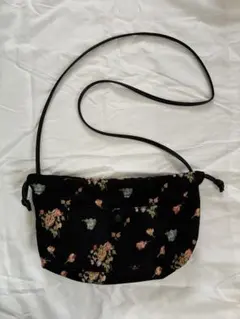 LOWRYS FARM 花柄ショルダーバッグ