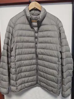 UNIQLO　ライトダウン　グレー