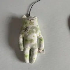CRAFTHOLIC クマ ストラップ グリーン 花柄のサムネイル