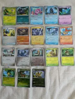 ポケモンカード モンスターボールまとめ売り 18枚セットのサムネイル