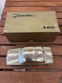 し*ん様 MAZDA Familia ライター付きモデルカーのサムネイル