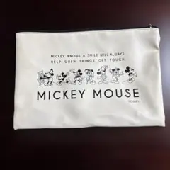 ミッキーマウス生誕90周年商品 ポーチ