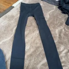 ブラック スリムフィット レギンス