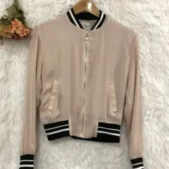 ★Bershka★ベルシュカ ジップアップパーカー 【S】ポケット付き 羽織りのサムネイル