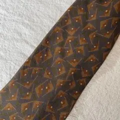 Item thumbnail for item e9acb06d-0f62-4fa0-841e-df8d3c43acbe