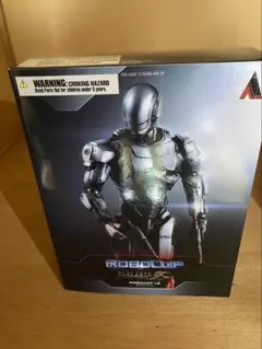 プレイアーツ改　ロボコップ1.0 Amazon.co.jp: ROBOCOP PLAY ARTS改 ロボコップ1.0(PVC塗装済み