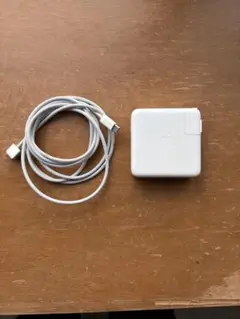 Apple 純正 40Wダイナミック電源アダプタ & MagSafe 3ケーブル - メルカリ