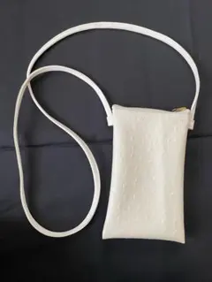 Item thumbnail for item 02154587-e4c3-4783-8f88-d2487ead0fb8