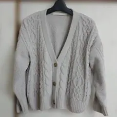 Ray Cassin ケーブルニットカーディガン　ライトグレー　フリーサイズ