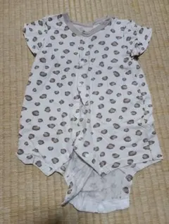 ヒョウ柄半袖ロンパース 60～70cm